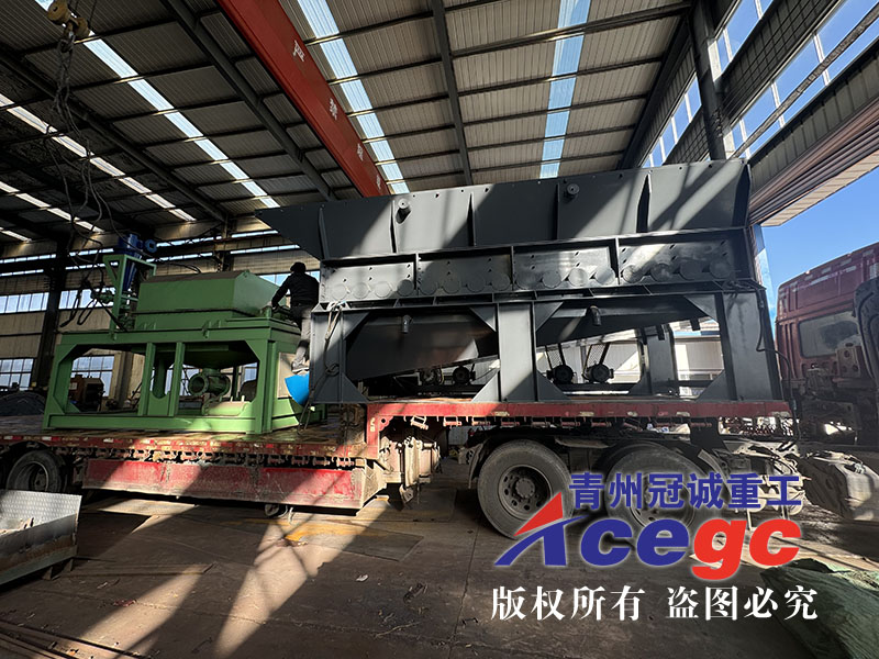 離心選礦重選設備出口發(fā)貨